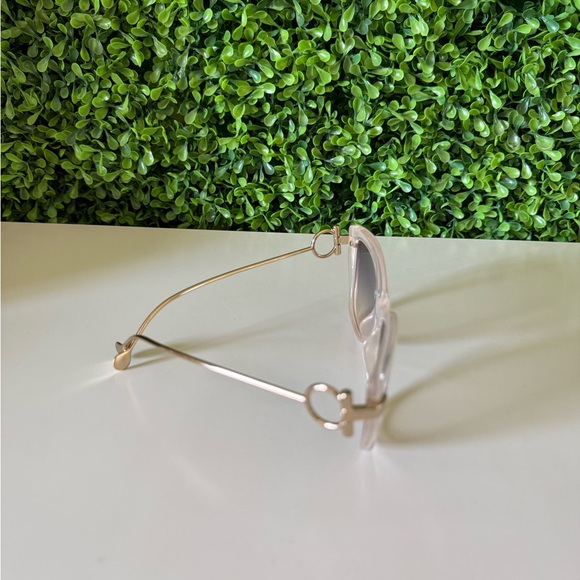 Salvatore Ferragamo Women's Beige Cat Eye Sunglasses - Picture 5 of 7